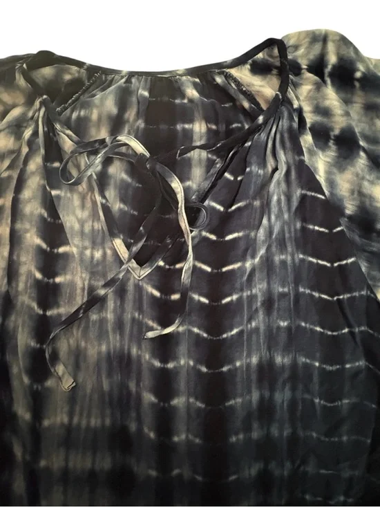 White and navy tie dye blouse - Picture 2 of 3